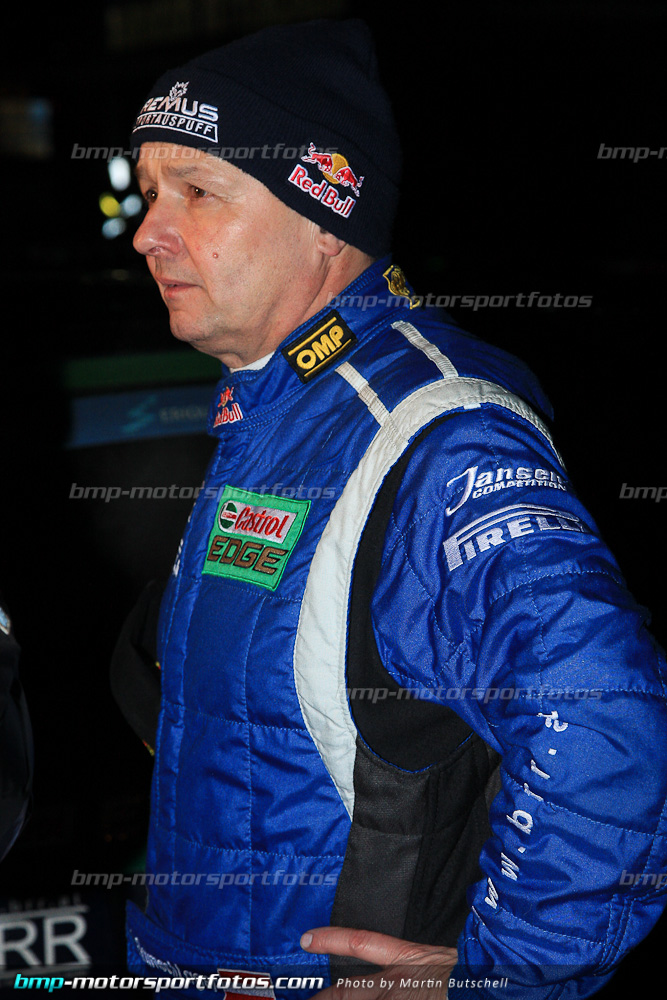 Sonntag - Martin Butschell - 140105-Jaenner-19-MB-5308