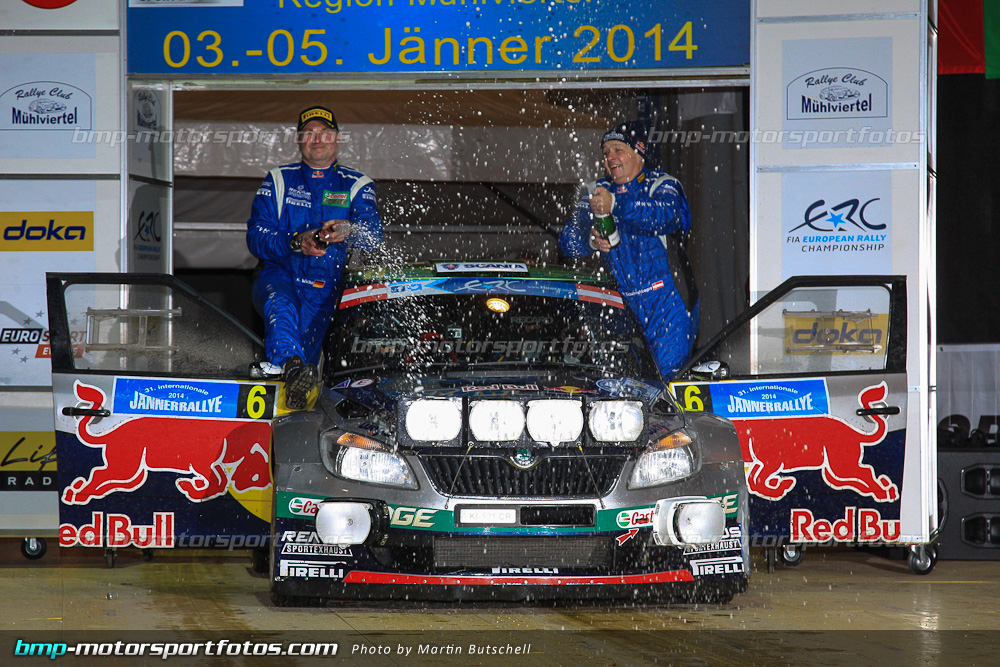 Sonntag - Martin Butschell - 140105-Jaenner-19-MB-5335