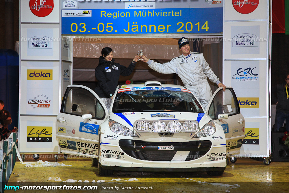 Sonntag - Martin Butschell - 140105-Jaenner-19-MB-5442