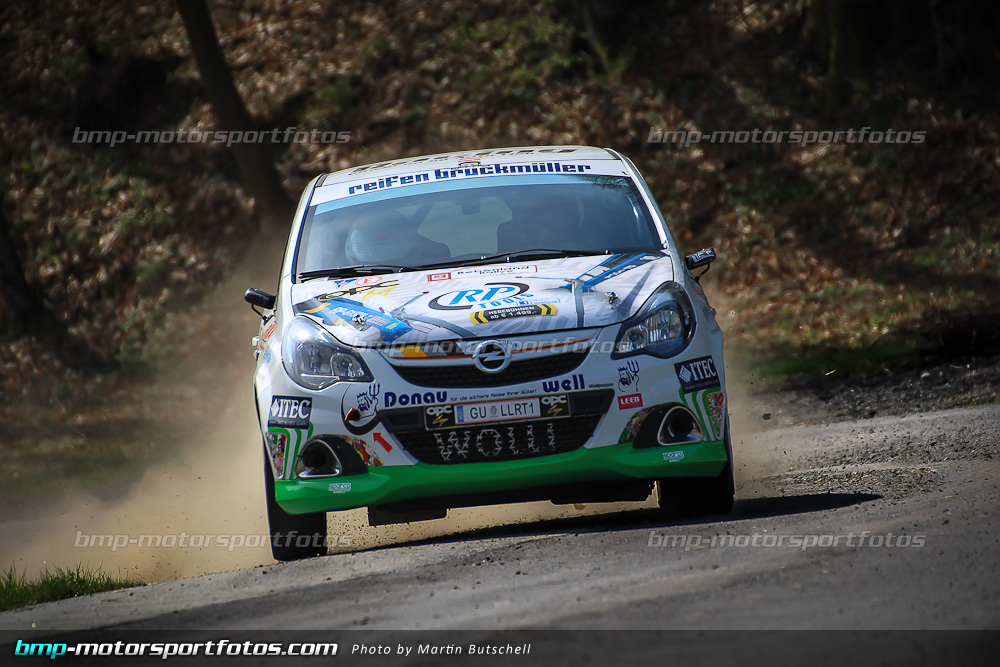 Samstag - SP 9 - 140322-Reben-09-MB-2900