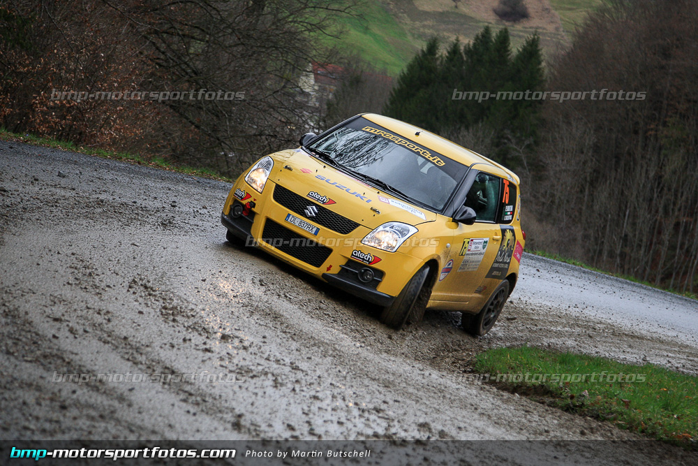Martin Butschell - Freitag - 150327-Reben-01-MB-0060