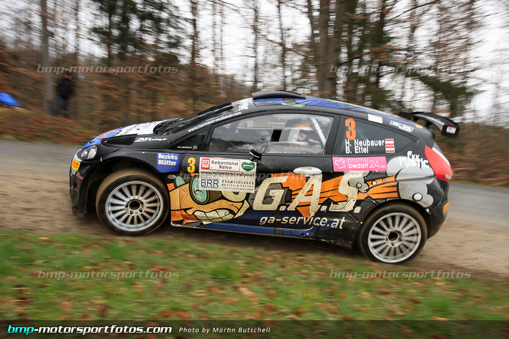 Martin Butschell - Freitag - 150327-Reben-01-MB-9527