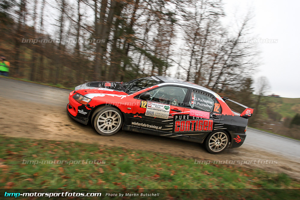 Martin Butschell - Freitag - 150327-Reben-01-MB-9596