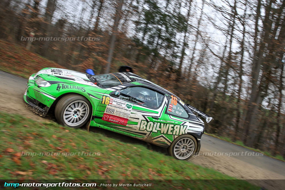 Martin Butschell - Freitag - 150327-Reben-01-MB-9610