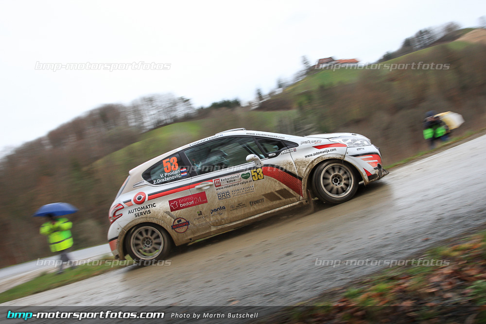 Martin Butschell - Freitag - 150327-Reben-01-MB-9738