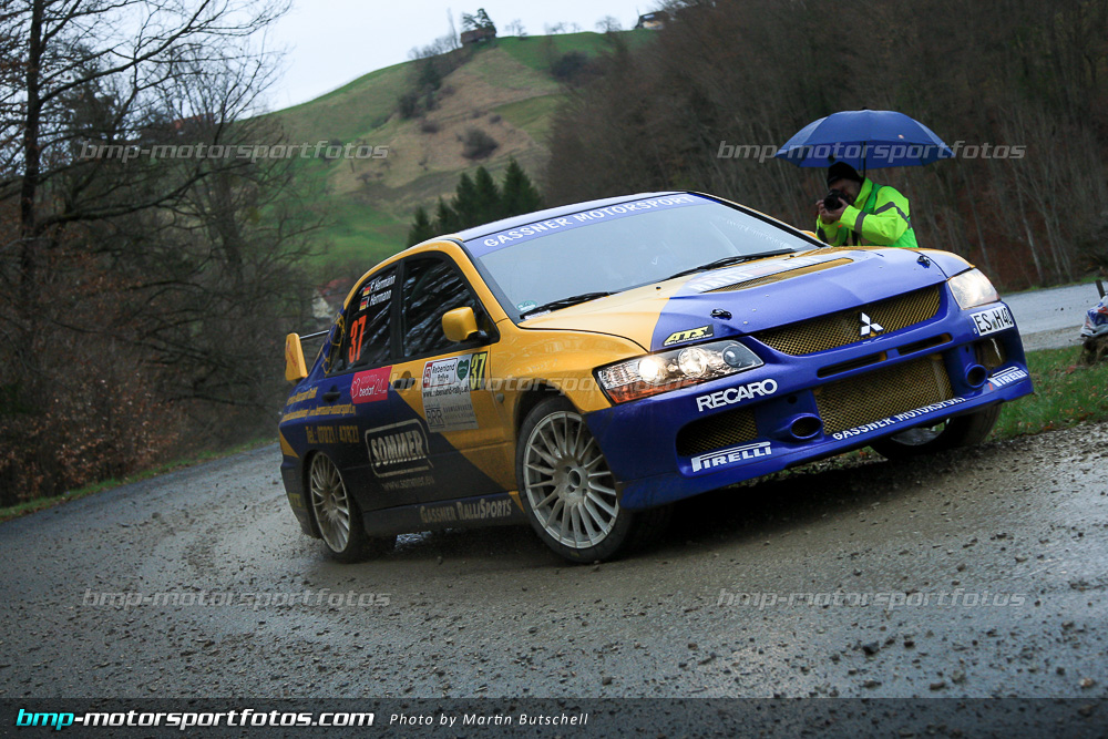 Martin Butschell - Freitag - 150327-Reben-01-MB-9792