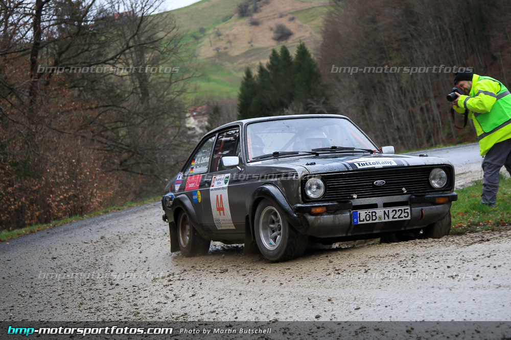 Martin Butschell - Freitag - 150327-Reben-01-MB-9888