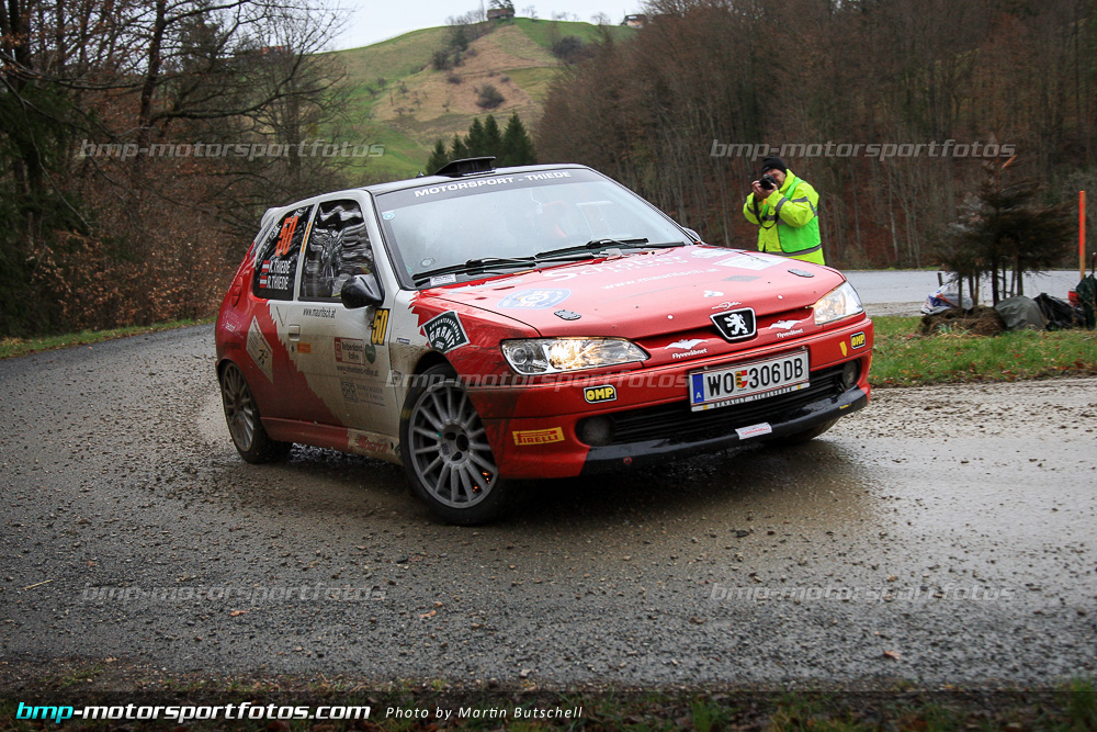 Martin Butschell - Freitag - 150327-Reben-01-MB-9944