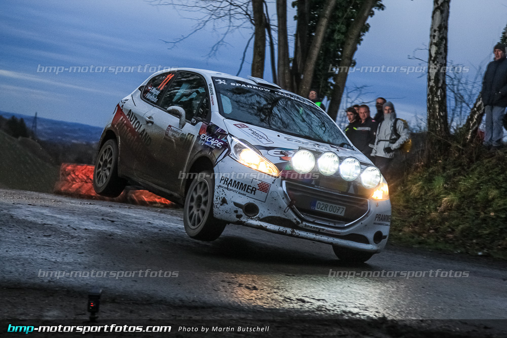 Martin Butschell - Freitag - 150327-Reben-03-MB-0136