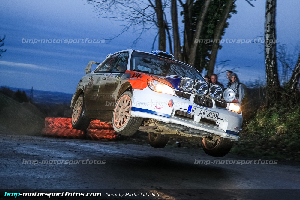 Martin Butschell - Freitag - 150327-Reben-03-MB-0144