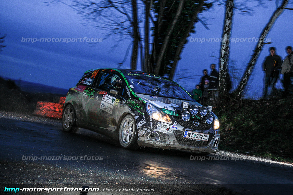 Martin Butschell - Freitag - 150327-Reben-03-MB-0223