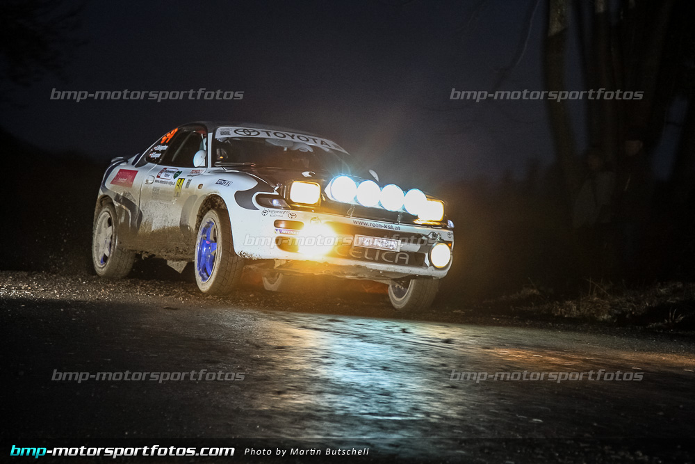Martin Butschell - Freitag - 150327-Reben-03-MB-0295