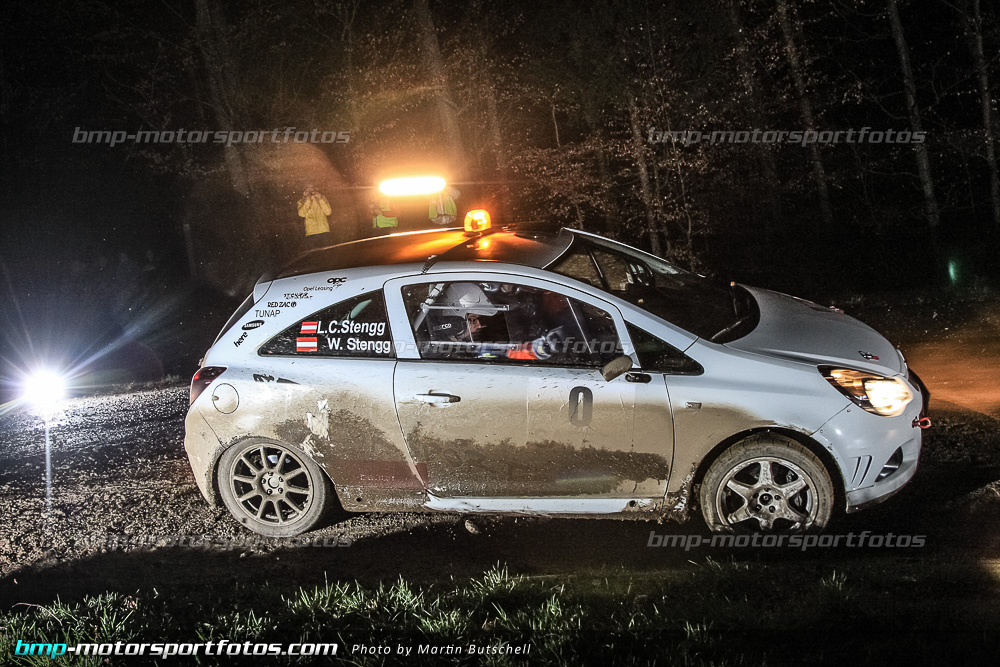 Martin Butschell - Freitag - 150327-Reben-05-MB-0325