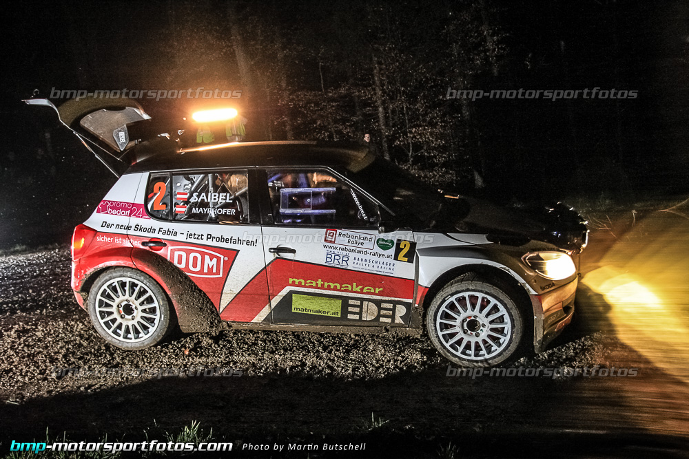Martin Butschell - Freitag - 150327-Reben-05-MB-0337