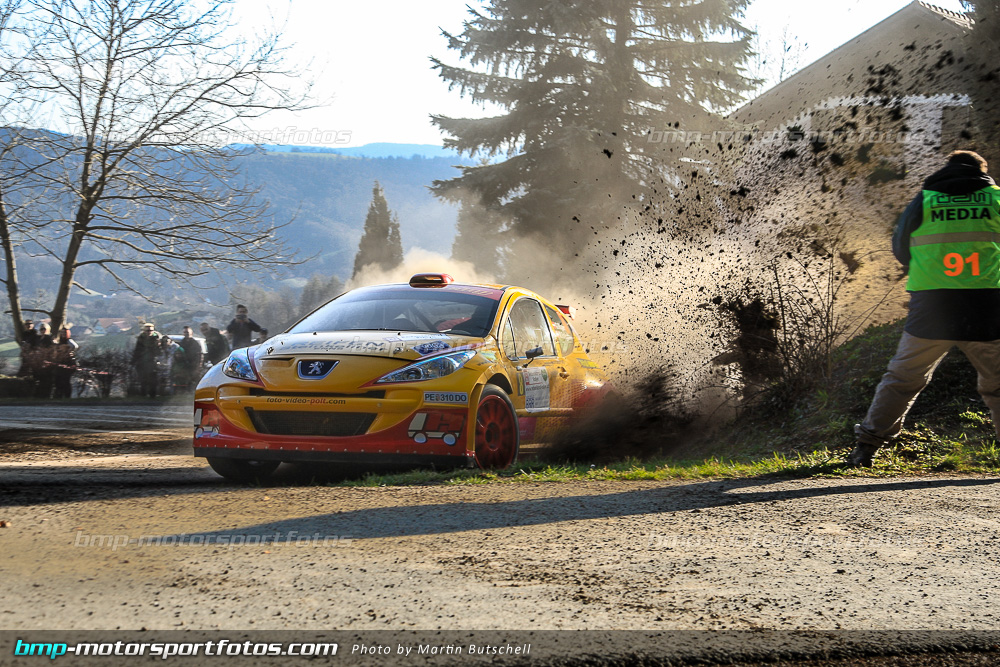 Martin Butschell - Samstag - 150328-Reben-12-MB-1692