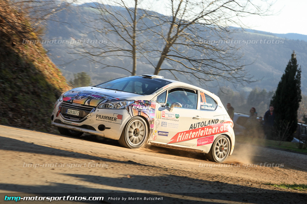 Martin Butschell - Samstag - 150328-Reben-12-MB-1826