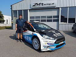 Max Zellhofer mit dem aktuellen Ford Fista R5 für die heurige Mühlstein Rallye 